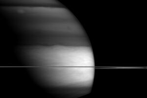 Новое фото Сатурна