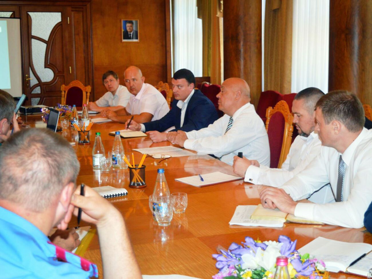 Табачная компания "Джей Ти Интернэшнл Компани Украина" договорилась с Закарпатской облгосадминистрацией о содействии противодействию контрабанды сигарет