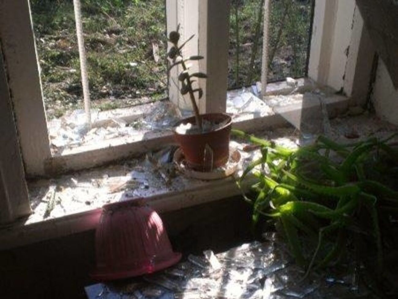 Последствия обстрела боевиками Авдеевки