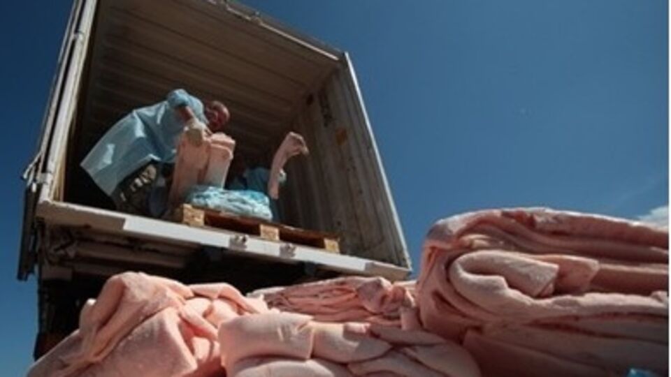 Россельхознадзор: Польское сало залили хлорной известью и уничтожили путем закапывания в яму