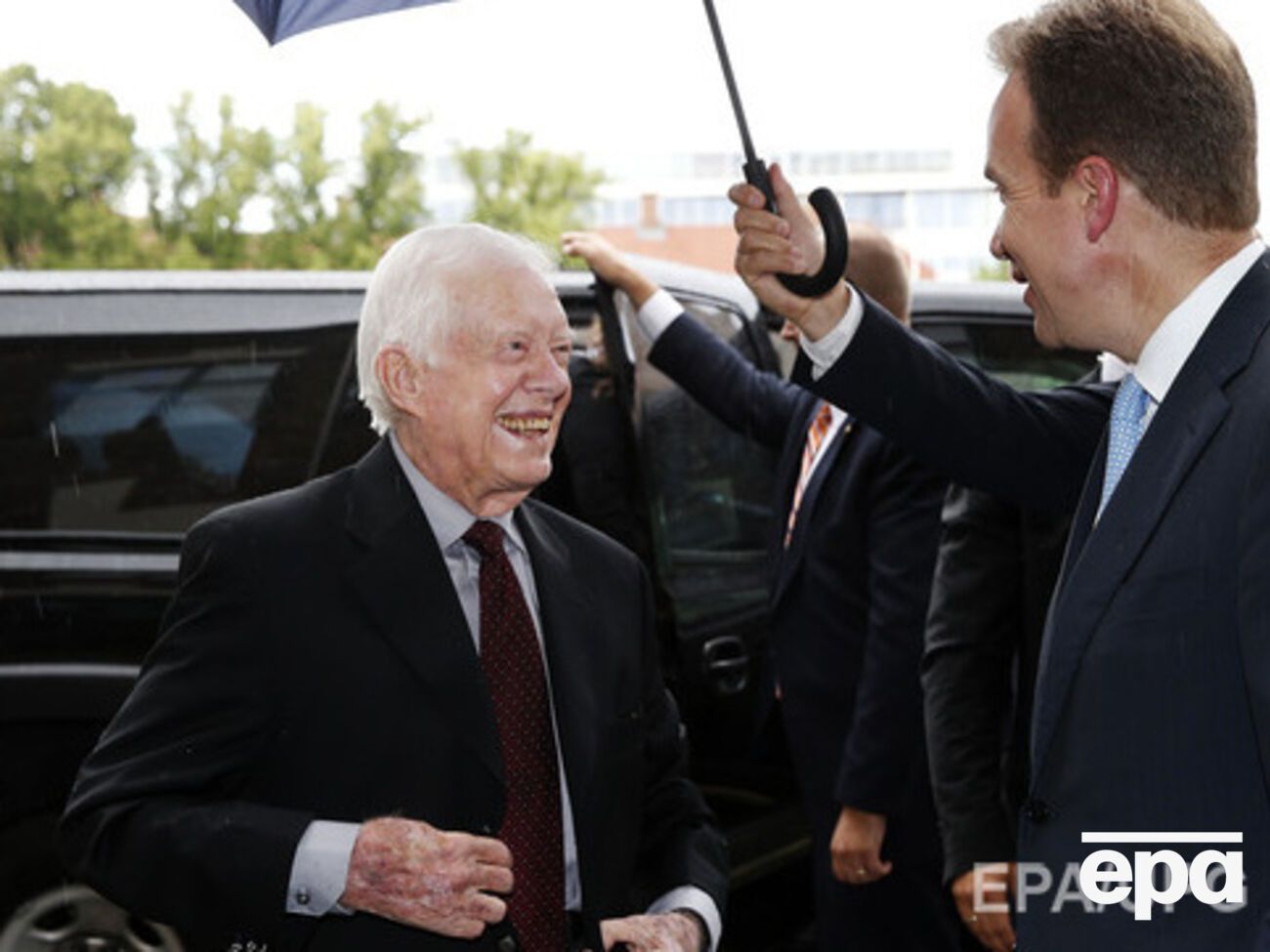 Раковые клетки уже успели поразить не только печень, но и другие органы, сообщил Картер