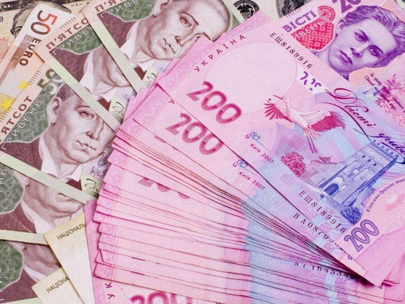 Временные администрации Фонда составляют около 8 тыс. человек, расходы&nbsp;на их содержание составляют дополнительно почти 1,8 млрд грн в год