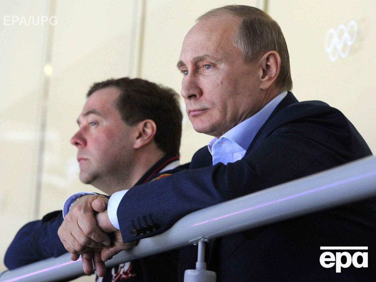 Представители президента РФ Владимира Путина заявили, что инициатива засекретить потери в мирное время исходит от Дмитрия Медведева