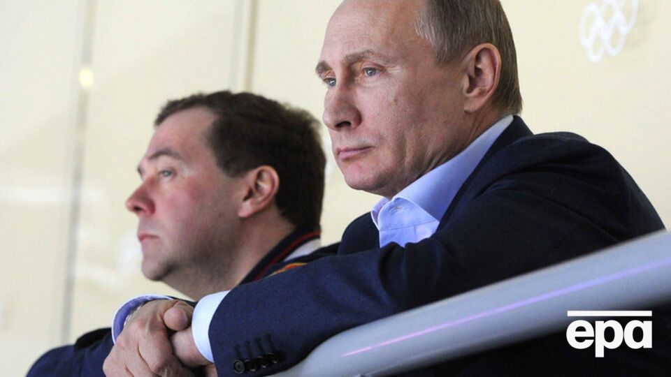 Представители президента РФ Владимира Путина заявили, что инициатива засекретить потери в мирное время исходит от Дмитрия Медведева