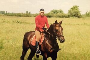 26 июля Игорь Еремеев получил серьезную черепно-мозговую травму, упав с лошади в Волынской области, 12 августа он скончался