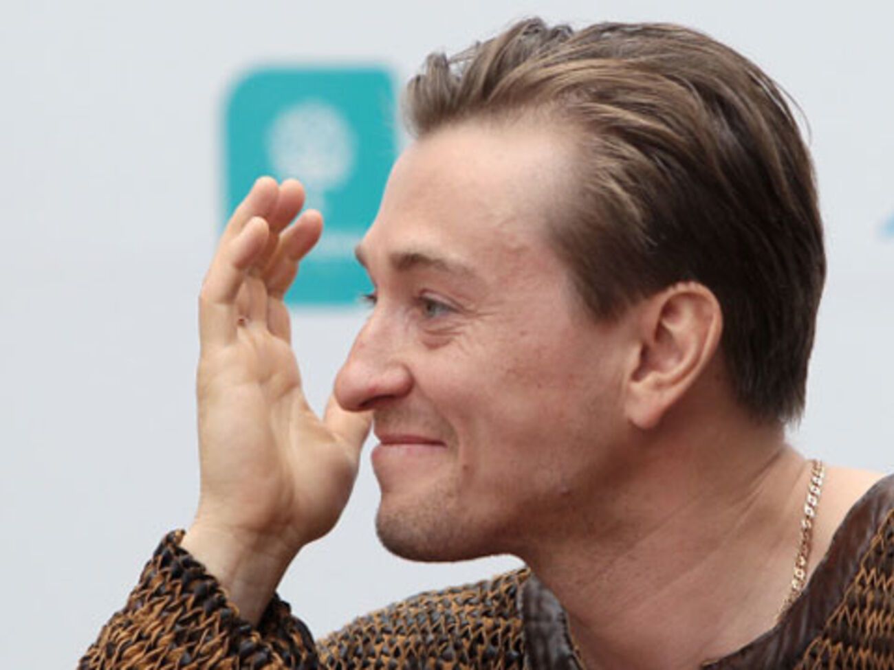 Безруков согласен с политикой Путина