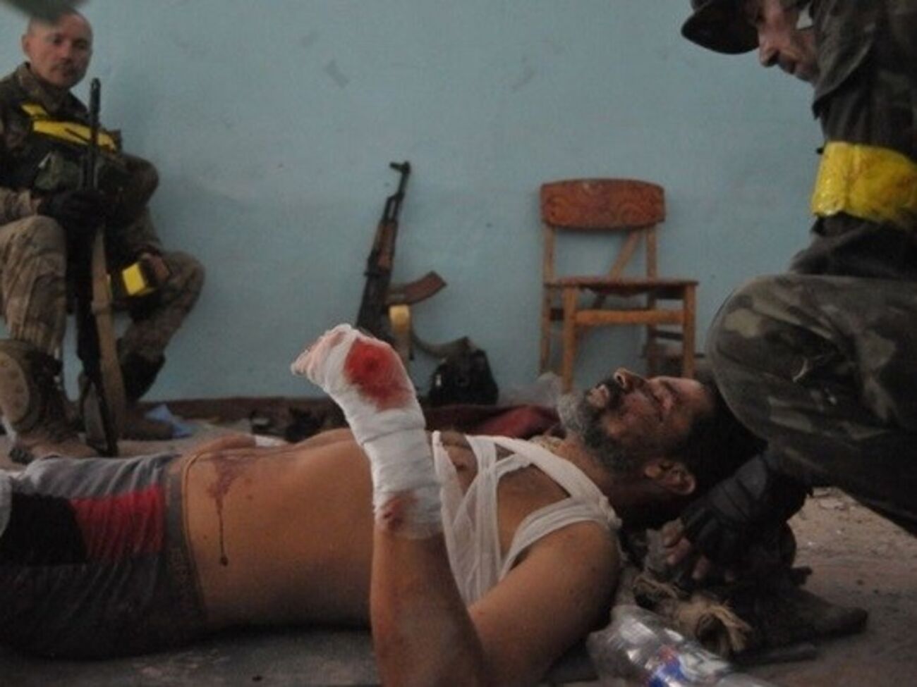 Муженко:&nbsp;Когда начался обстрел, я звонил в Генштаб РФ и говорил: "Этот беспредел надо прекратить! Вы же совершаете реальный расстрел людей, которые не готовы были оказывать сопротивление"