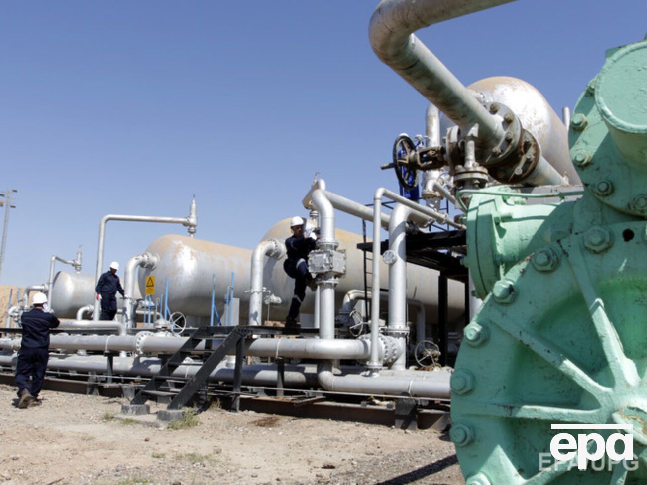 Иран может существенно нарастить экспорт нефти в 2016 году