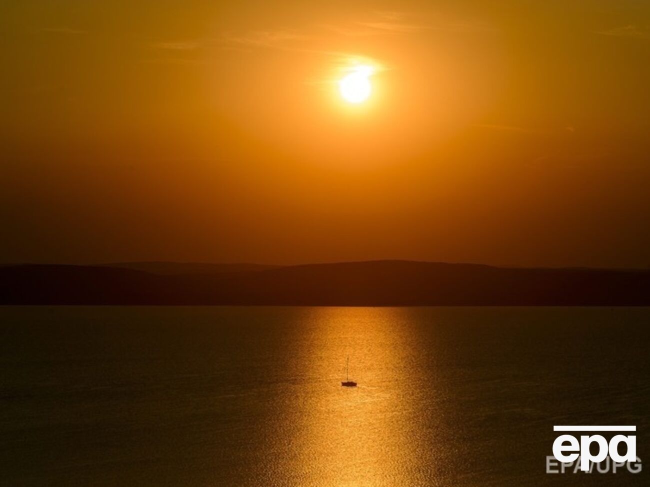 От тепловых ударов скончались более 90 человек