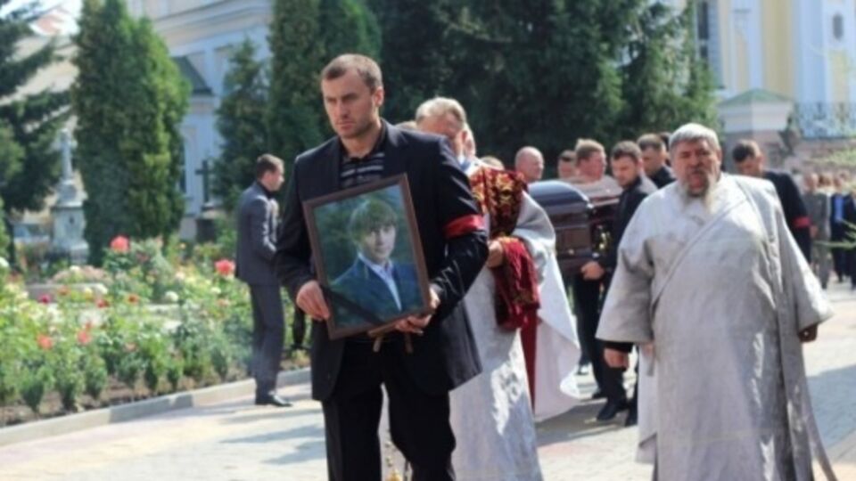 Народного депутата Игоря Еремеева похоронили в родном селе Острожец