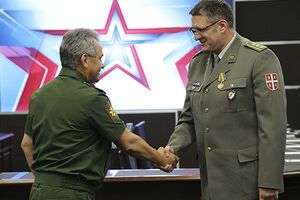 Российский министр Шойгу пригласил Сербию принять участие в российско-белорусских военных учениях