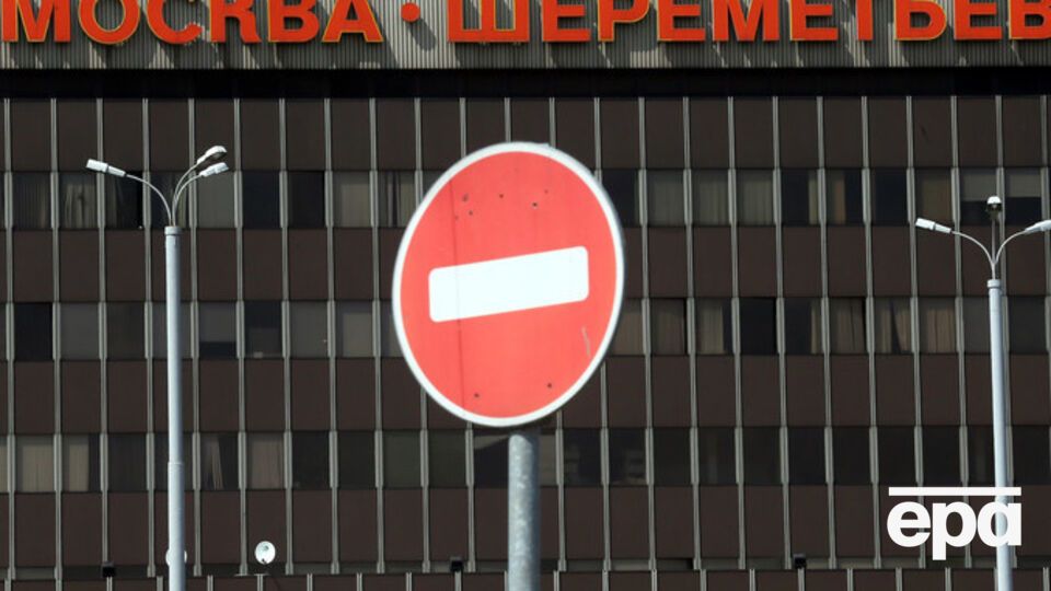 В самолет, заходивший на посадку в Шереметьево, ударила молния