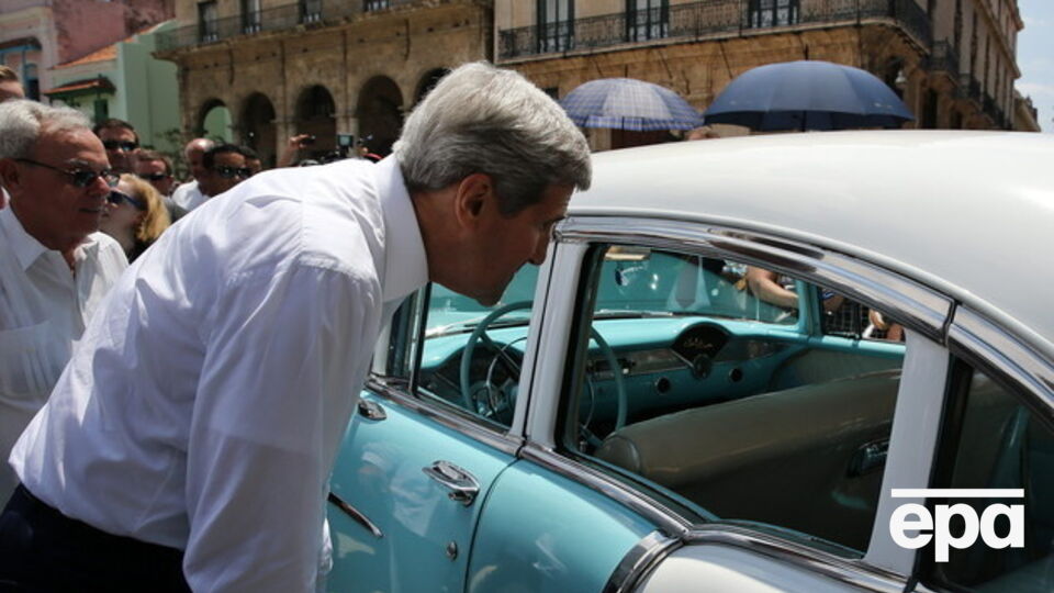 Керри совершил визит на Кубу