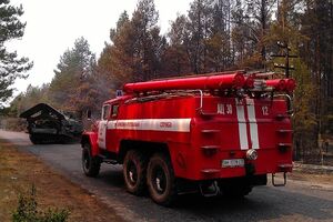 Пожар на свалке в Закарпатье спасатели тушат с вечера 14 августа