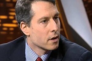 Майкл Бом: Надо провести трибунал над КПСС за все сталинские репрессии, за ГУЛАГ, за Голодомор, за резню в Новочеркасске, за все многочисленные государственные преступления