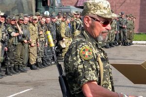 Военнослужащие, уволившиеся в запас, были награждены грамотами и благодарностями