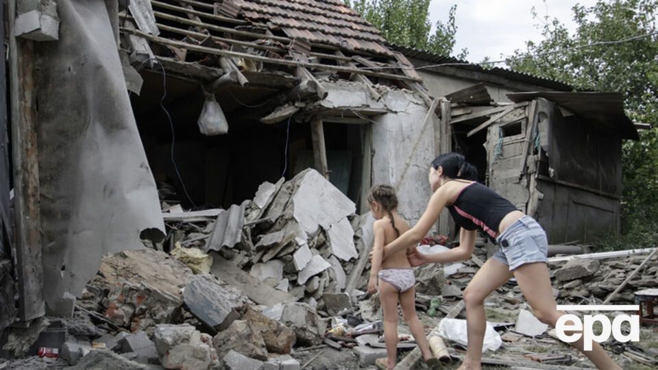 Под Мариуполем в результате обстрела боевиков пострадали мирные жители