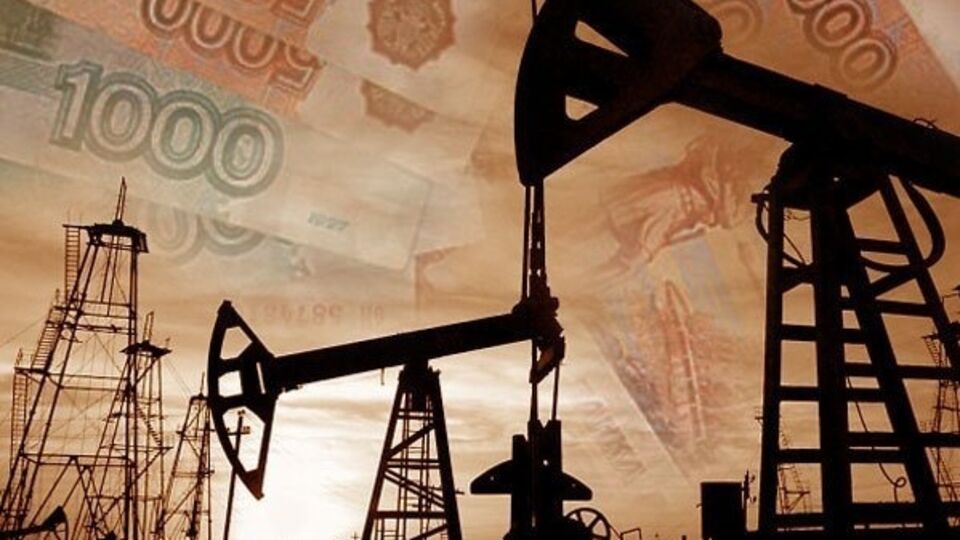 Обвал рубля происходит на фоне падения цен на нефть