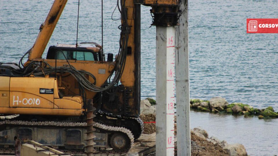 Мост через Керченский пролив возводится максимально быстро
