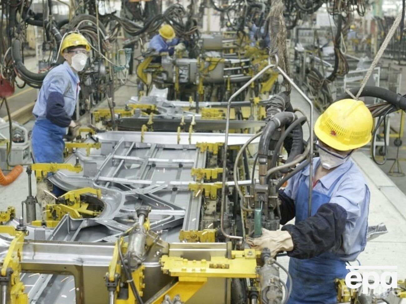 Toyota расторгла соглашение по&nbsp;сборке внедорожников Land Cruiser Prado во&nbsp;Владивостоке