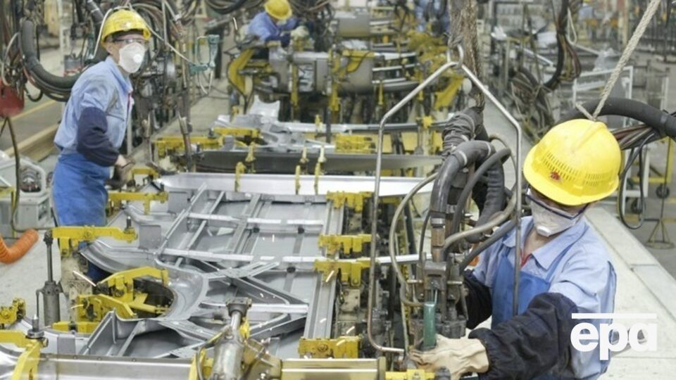 Toyota расторгла соглашение по сборке внедорожников Land Cruiser Prado во Владивостоке