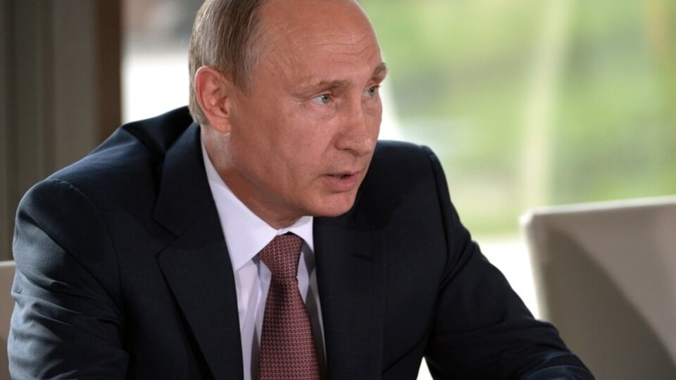 Владимир Путин считает, что борцы за права крымских татар реализовывают свои политические амбиции