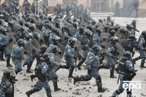 20 февраля 2014 года на улице Институтской в Киеве бойцы "Беркута" применили огнестрельное оружие против митингующих