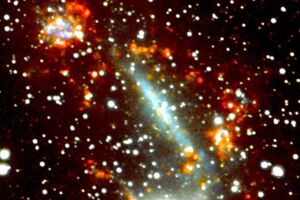 Эта галактика является самым близким к нам объектом подобного рода