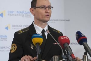 Селезнев: Россия оказывает давление на украинскую сторону, скапливая у границ войска