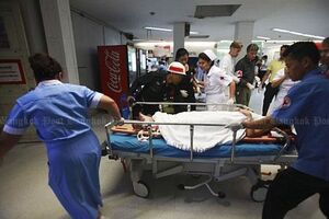 Тайские медики борются за жизнь и здоровье пострадавших от взрыва, самому юному из которых пять лет