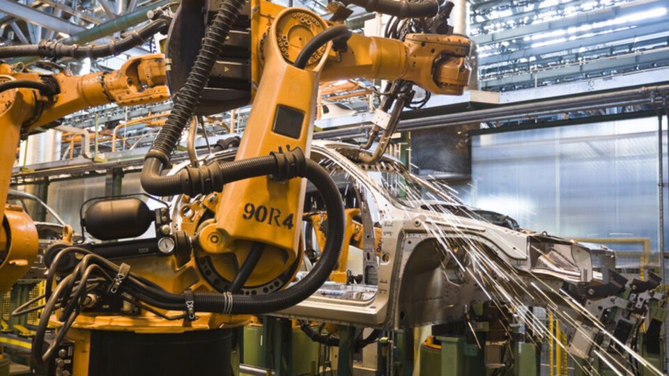 Moody's: Машиностроение и производство оборудования в России падают быстрыми темпами