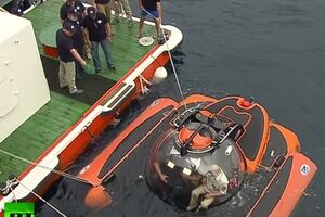 Владимир Путин в батискафе осмотрел останки византийского судна, затонувшего недалеко от входа в Балаклавскую бухту Севастополя