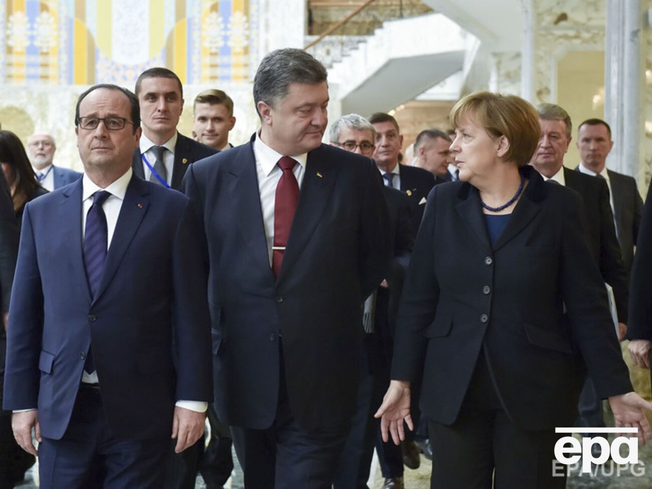 Олланд, Порошенко и Меркель соберутся в Берлине обсудить Украину