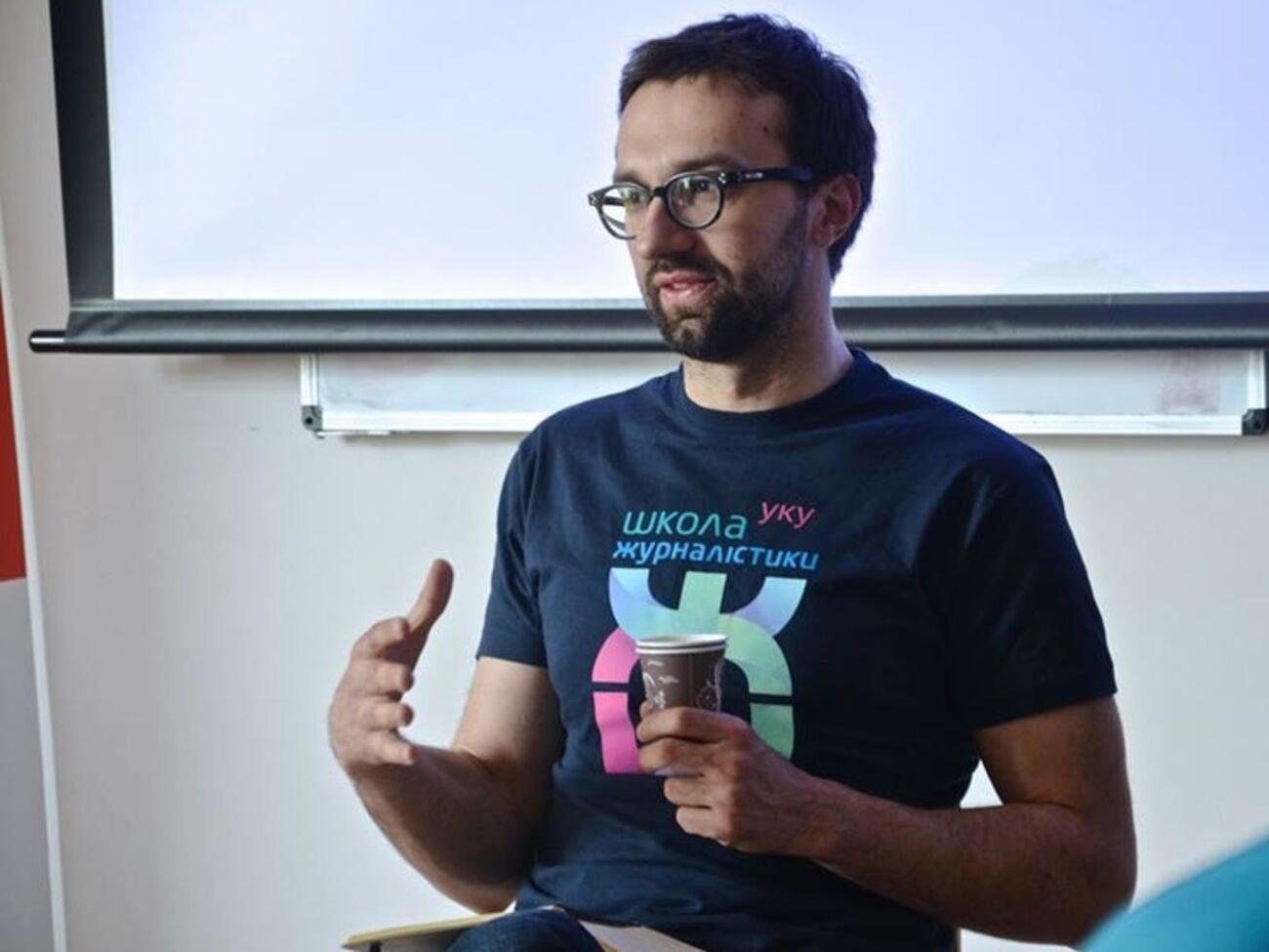 Лещенко считает, что Коломойский начнет давить на Авакова