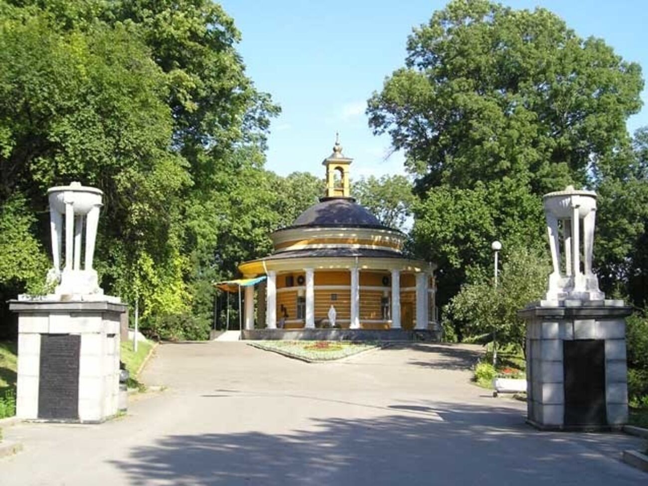 19 августа на Аскольдовой могиле состоится церемония открытия памятника жертвам Второй мировой войны