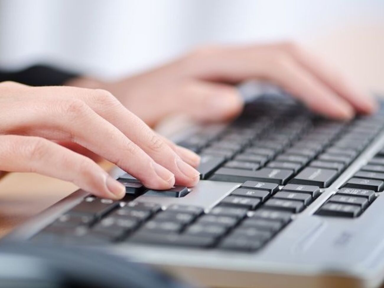 Создатели электронных услуг планируют со временем запустить их для всех украинцев