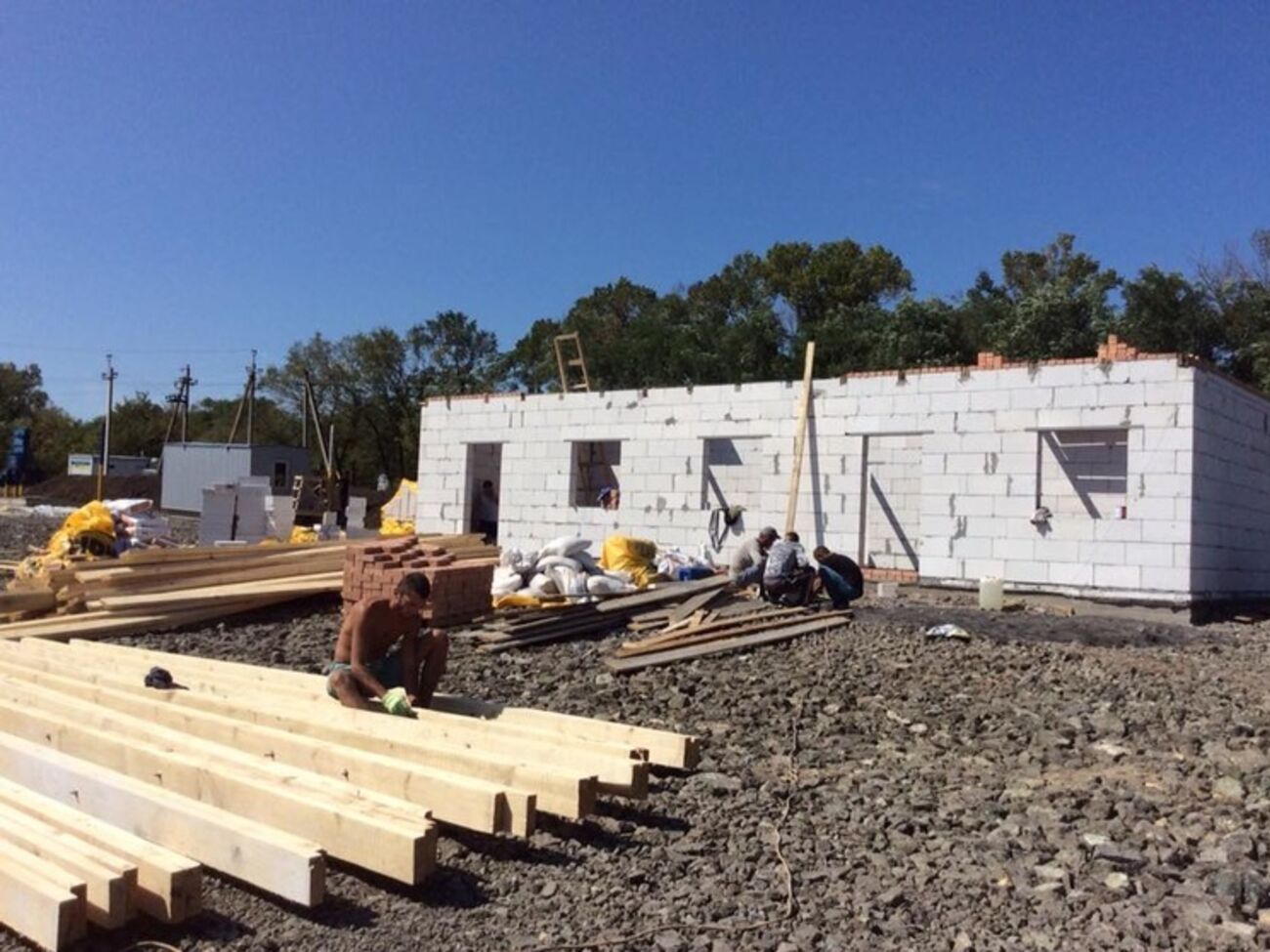 Геращенко:&nbsp;&nbsp;Мы сегодня посмотрели, как идут подготовительные работы в логистическом центре