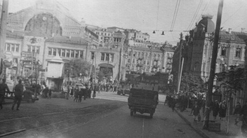 Бульвар Шевченко и Бессарабская площадь