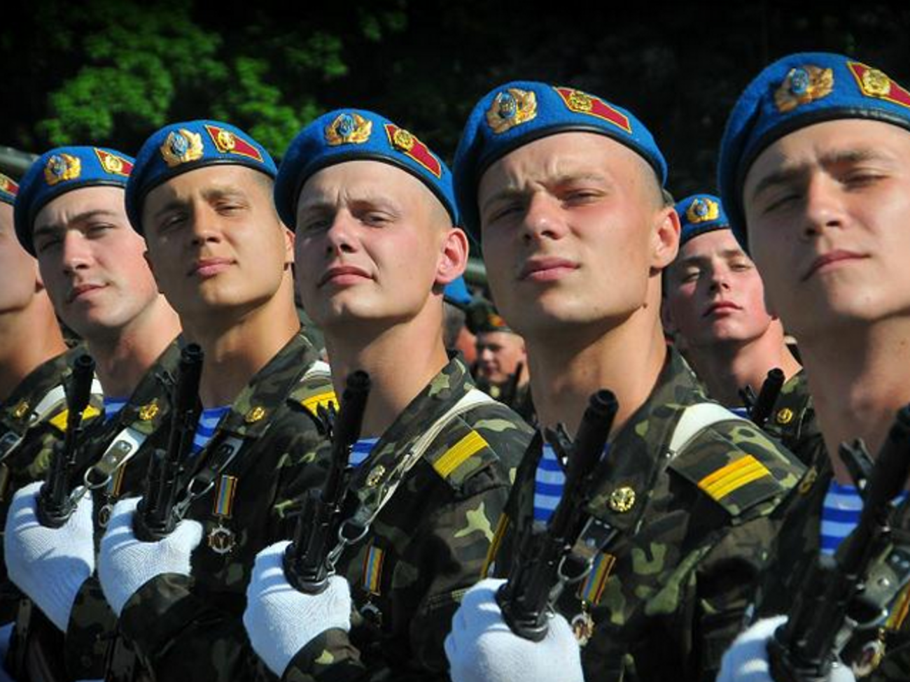 2 августа Украина празднует День ВДВ
