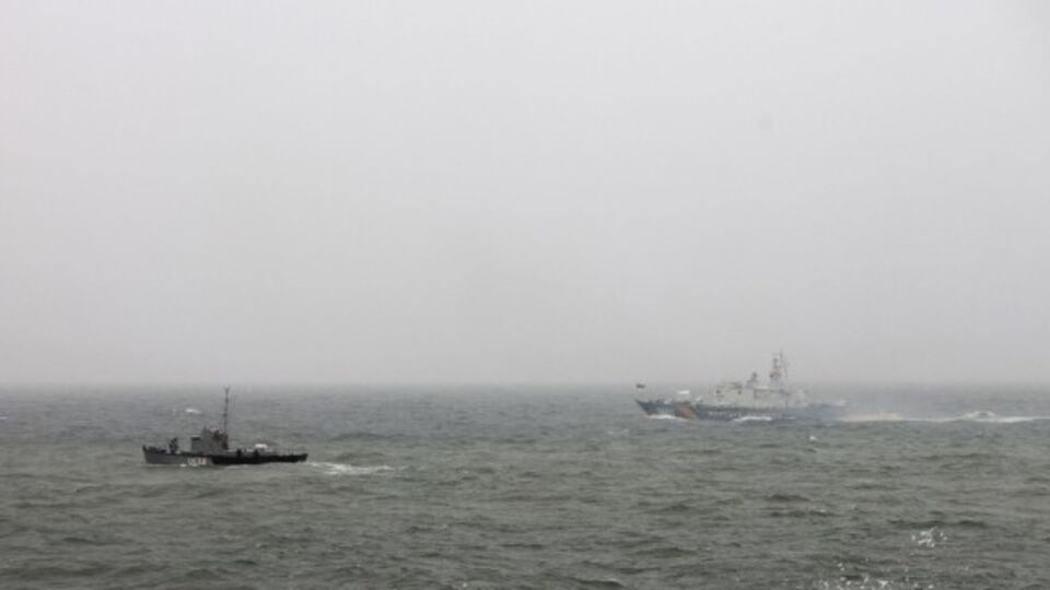 В исключительной экономической зоне Латвии замечены два российских корабля