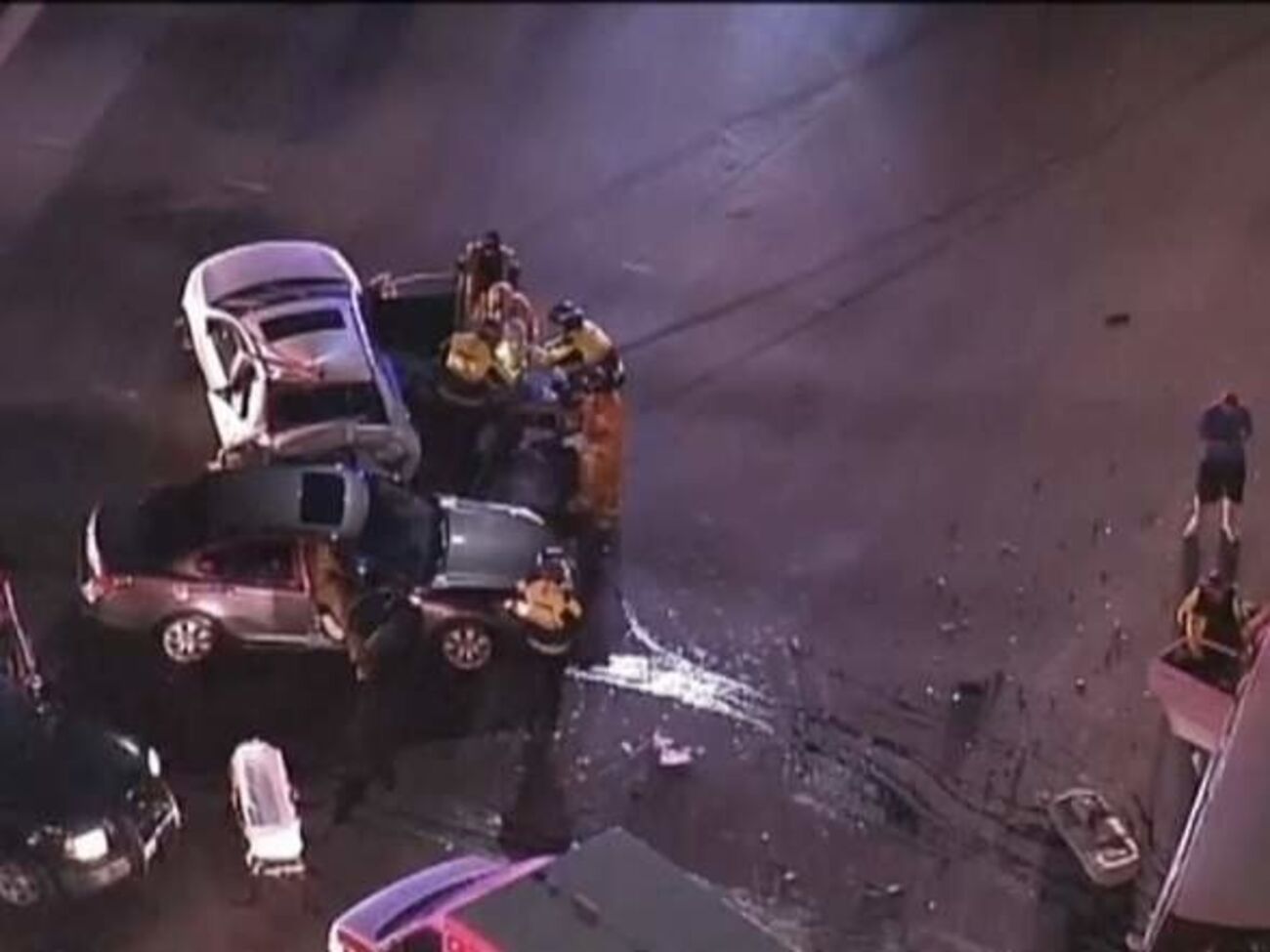 Полиция расследует аварию в Калифорнии, в которой пострадали 11 человек