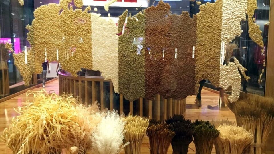 На выставке Россия представила карту страны с аннексированным полуостровом