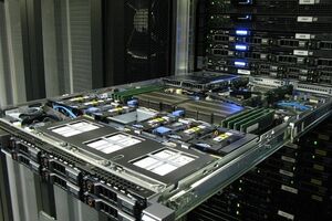Изъятое оборудование собирались использовать для перевода денег террористическим организациям "ДНР" и "ЛНР"
