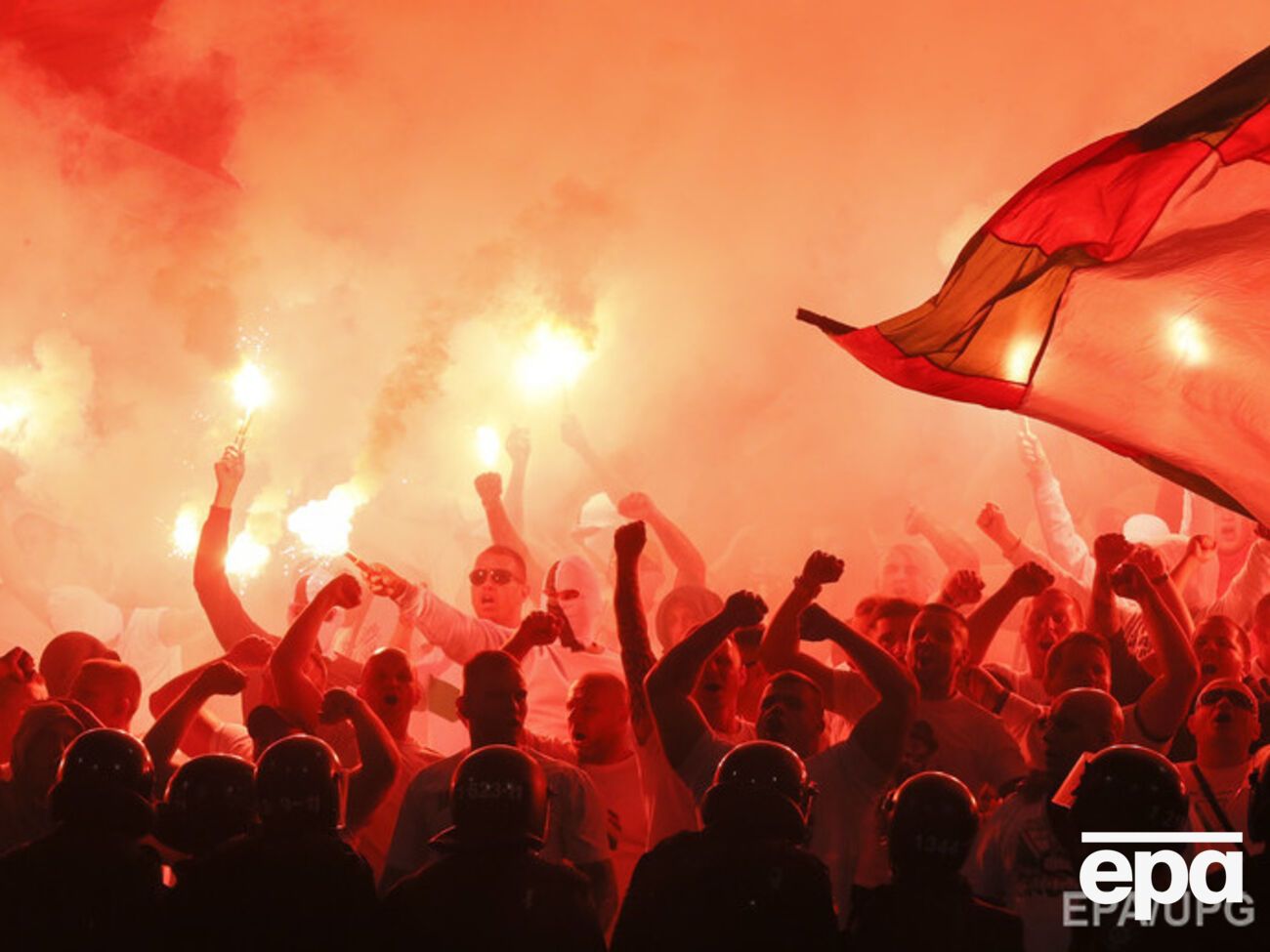 Милиция задержала 13 участников драки между украинскими и польскими фанатами