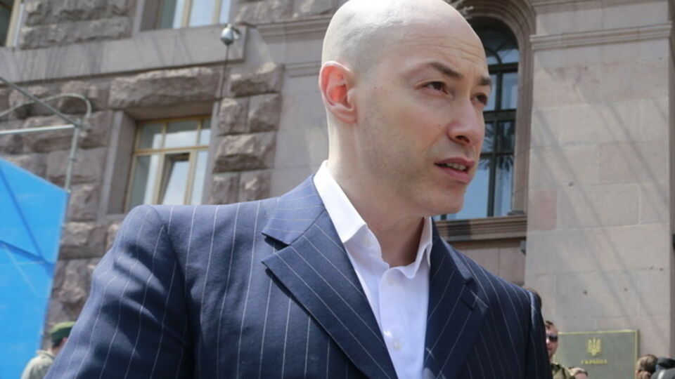 Гордон считает, что те, кто защищают педофилов, сами являются ими