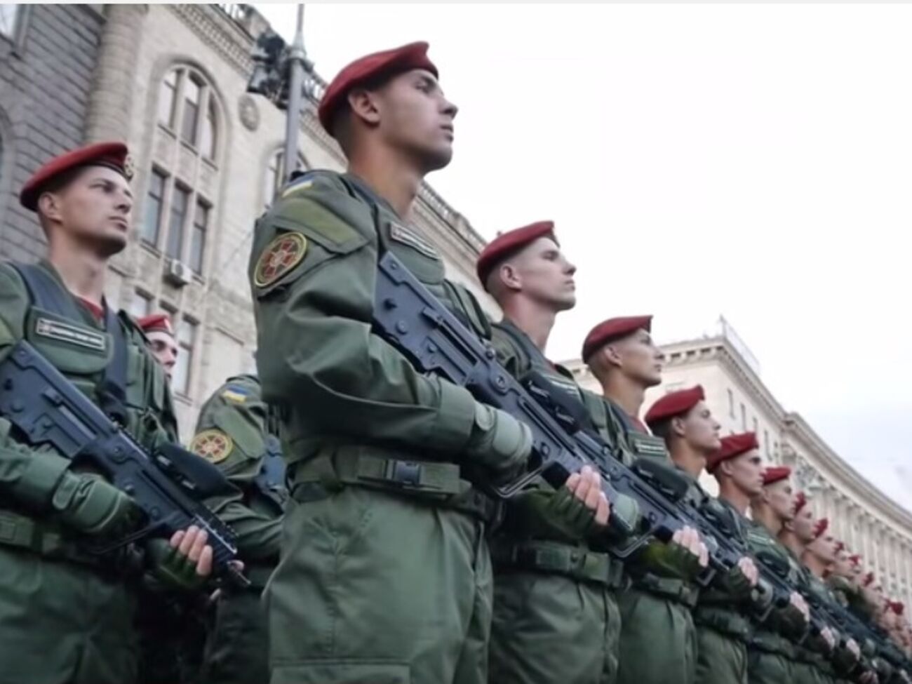Участники военного парада в Киеве