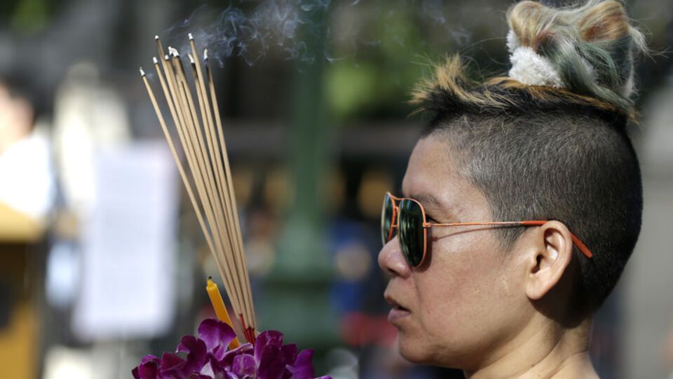 В Бангкоке прошла траурная церемония по жертвам взрыва. Фоторепортаж