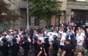 Польские фаны скандировали оскорбительные кричалки в адрес Украины