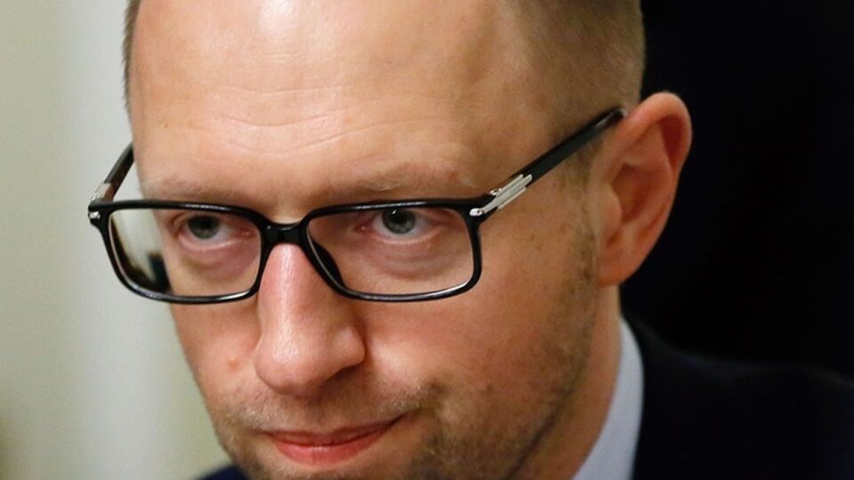 Яценюк: Пусть падением цен на нефть занимается соседнее государство, а у нас в аграрном секторе порядок