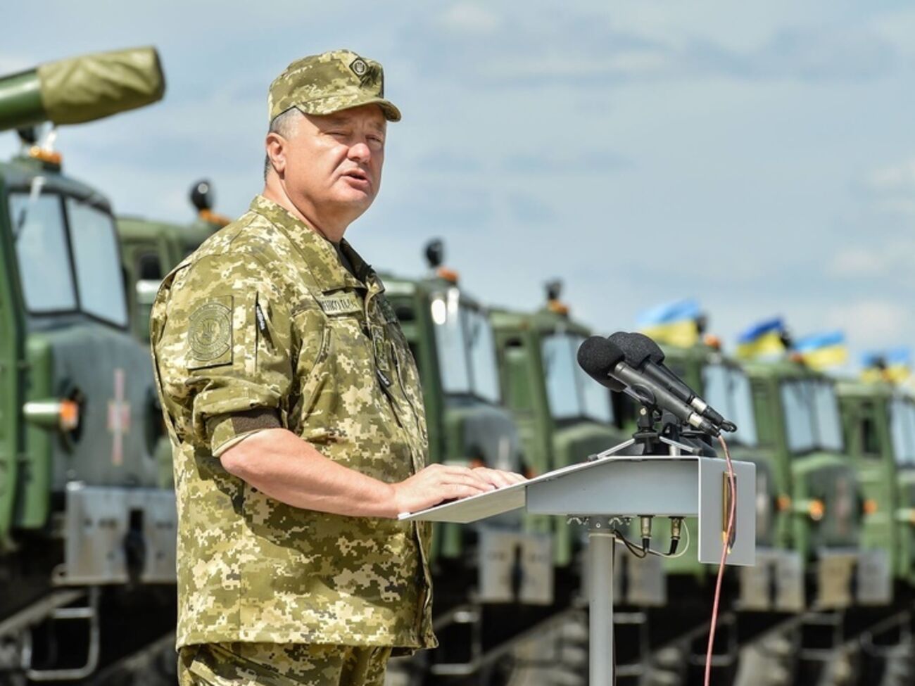 Порошенко сообщил, что ВСУ получат новые образцы вооружения